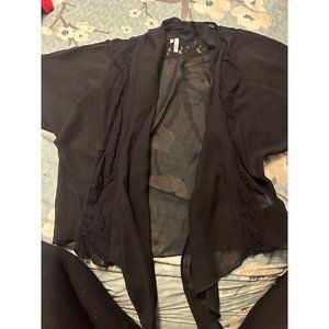 6 FOR $15 Black studio y xs top